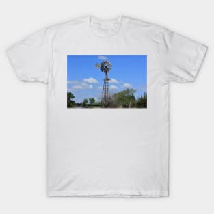 Kansas Windmill in Pasture with blue sky and clouds. T-Shirt